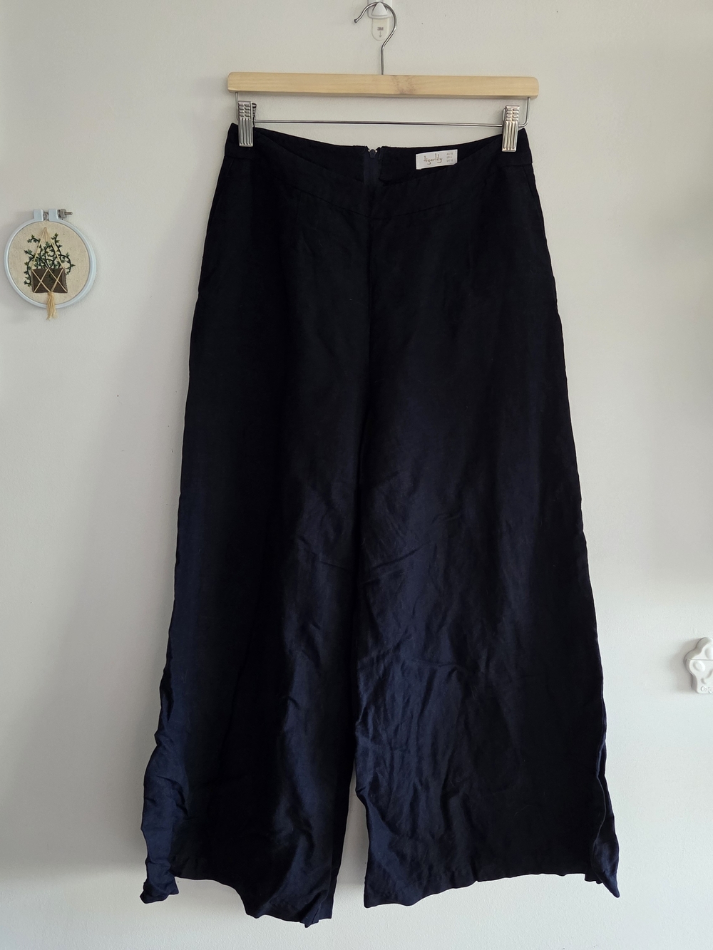 Tigerlily Navy Wide-Leg Pants